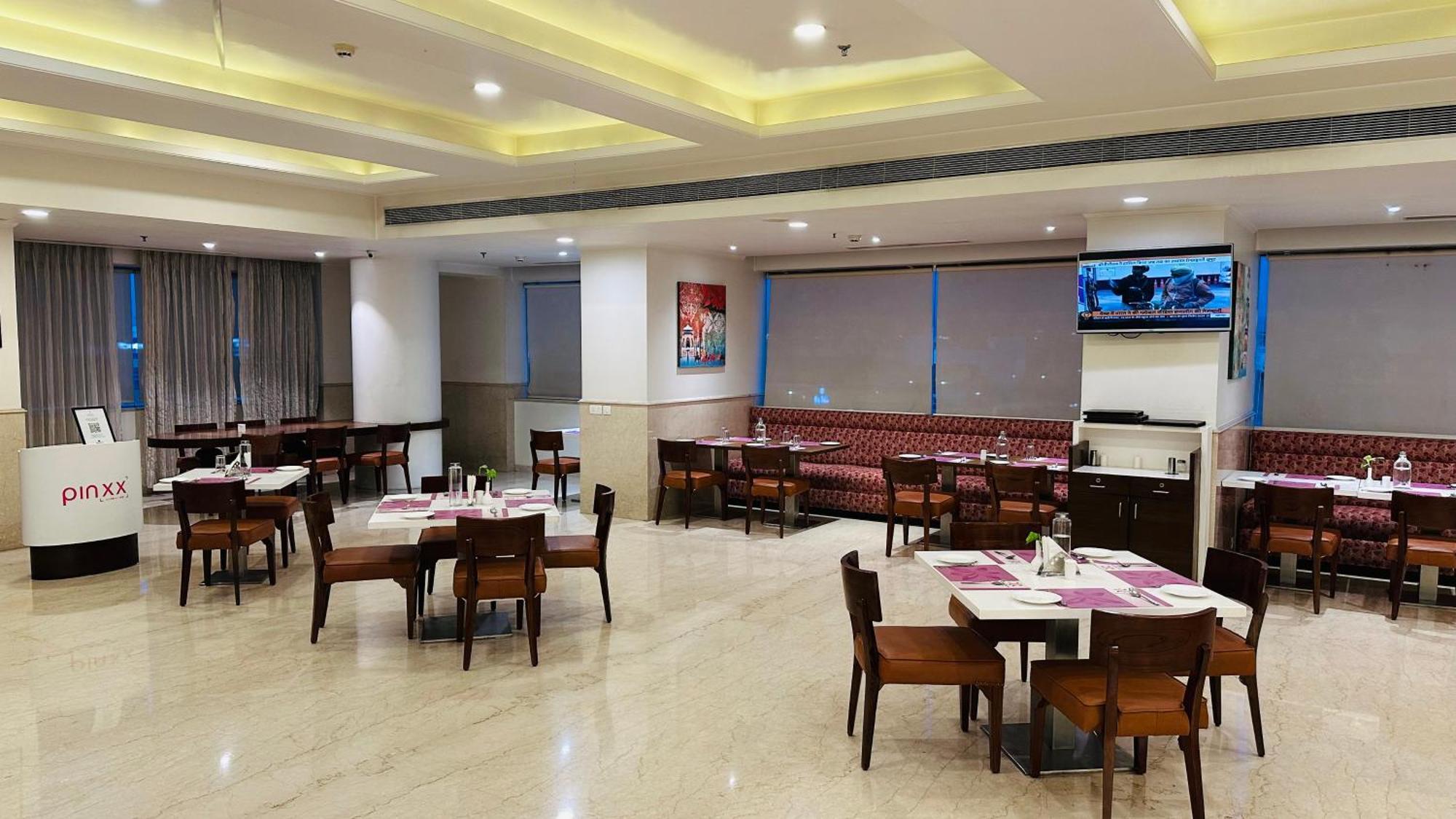 Regenta Central Jaipur Ngoại thất bức ảnh